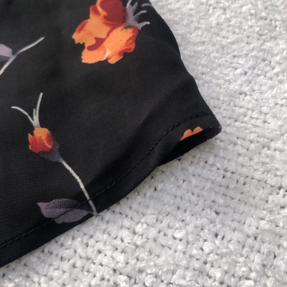 Kismet size medium sleeveless blouse, black with orange flowers- new or like new - Picture 5 of 7